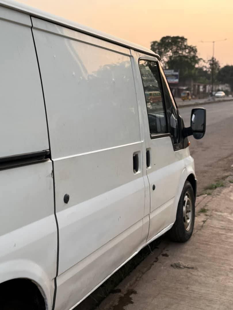 A picture of Unregistered grade ford transit very smooth engine and gear ibadan