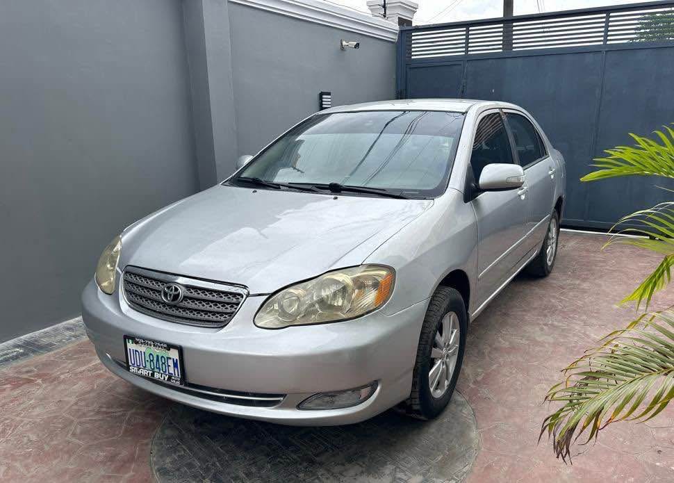 A picture of Good deal. V. Clean 2008 Toyota Corolla.