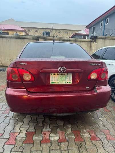 A picture of 2006 Toyota Corolla untampered engine and gear buy and drive
