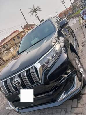 A picture of Toyota Land Cruiser Prado 2014. Tokunbo standard. Extremely clean. Untouched