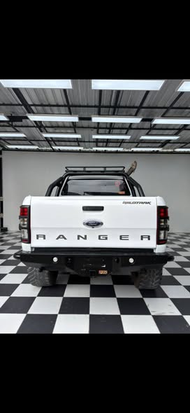 A picture of Ford Ranger