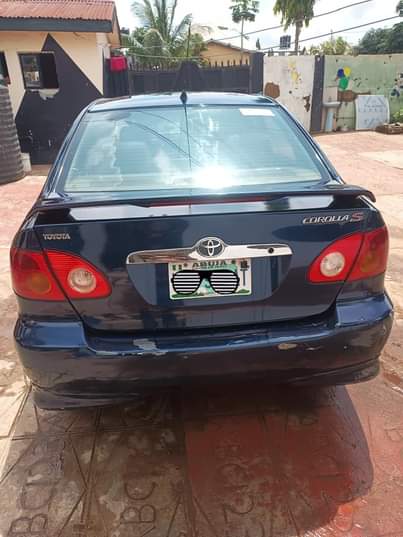 A picture of Toyota Corolla S 2003 2004
