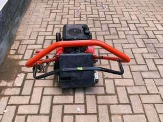 A picture of LAWN MOWER MASHINE YA KUKATAA MAJANI