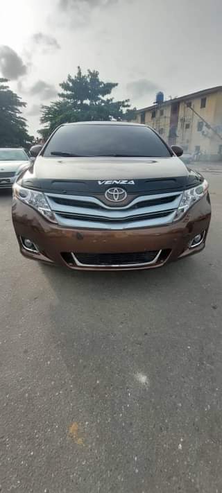 A picture of TOYOTA VENSA 2010 08021594363
