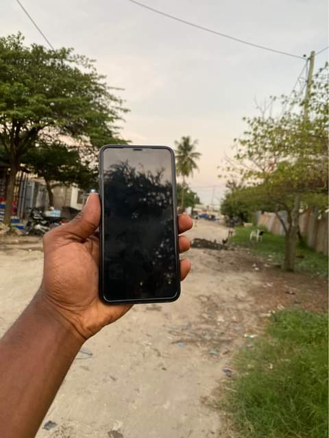 A picture of I phone 11promax