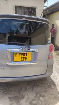 A picture of 2010 Toyota Ractis