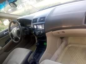 A picture of Honda Accord EOD 05