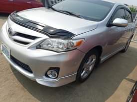 A picture of TOYOTA COROLLA