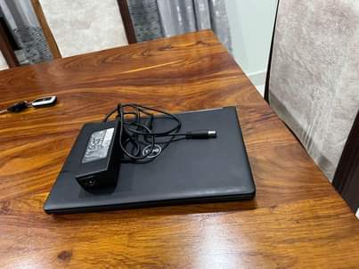 A picture of Dell Core I7 Touchscreen