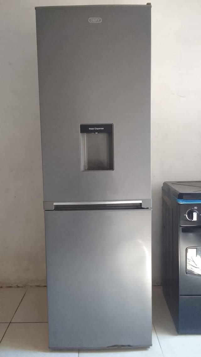 classifieds/fridges