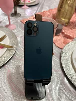 iPhone M.