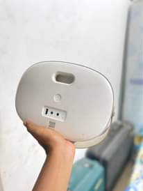 A picture of T 8 speaker