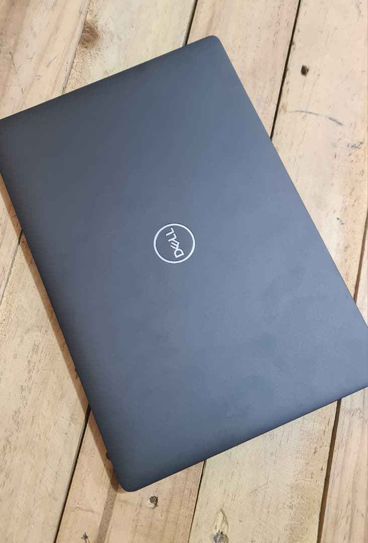A picture of Dell Laptop Latitude 5300