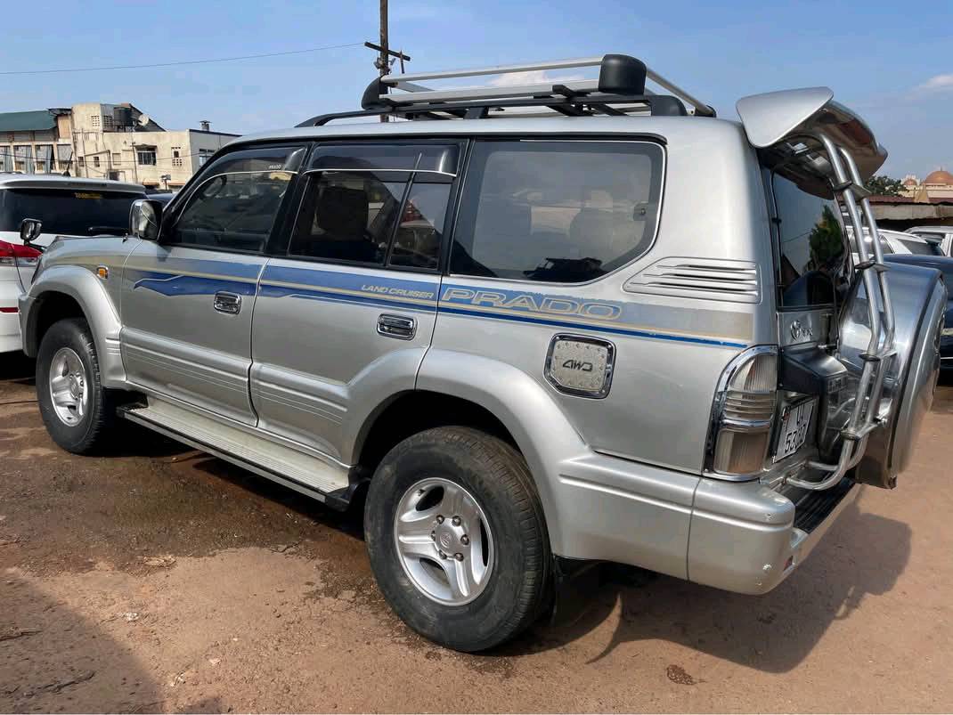 A picture of Prado TX 1998 2.7cc petrol 3RZ engine 35M