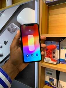 A picture of IPHONE XR 64Gb 