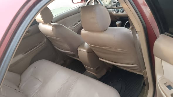 A picture of 2004 Toyota Camry