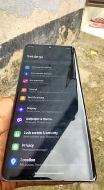 A picture of Lg valvet gb 128 ram 8