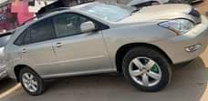 A picture of 2004 Rx 350