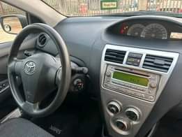 A picture of URGENT BUYERS ONLY CALL 09063948959 CLEAN TOYOTA yaris 2007 PRICE