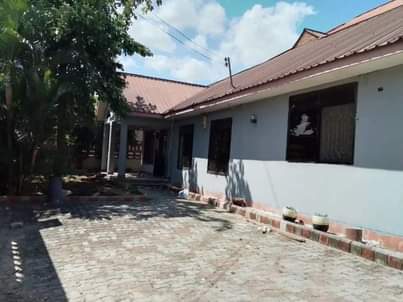 A picture of  stand arone house for rent 1500000 month at tabata