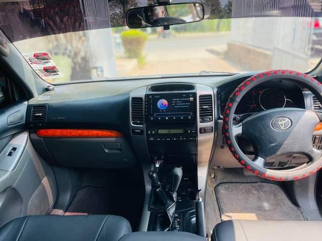 A picture of Prado120 Haina kipenger Iko mwanza Naiuza bei ya chama m