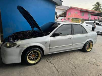 mazda 323