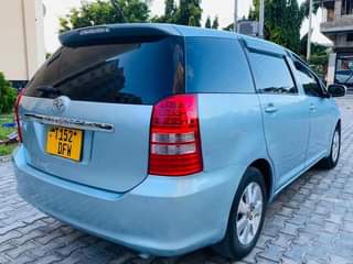 A picture of TOYOTA WISH