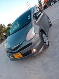 A picture of Toyota racts