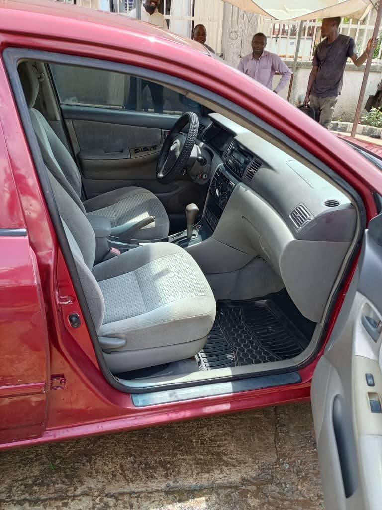 A picture of 2006 2006 corolla