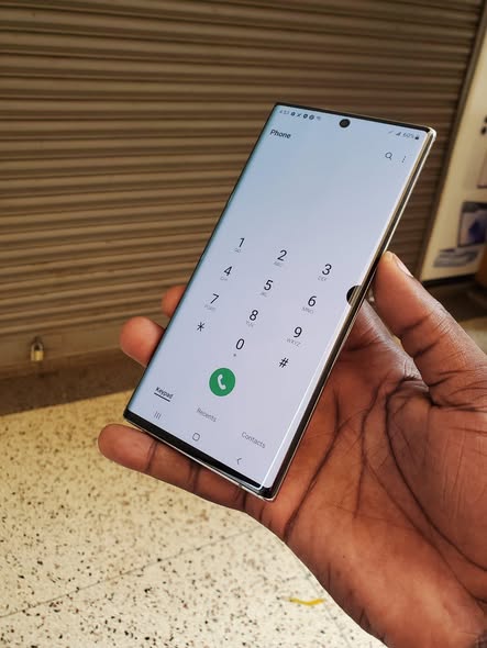 A picture of Samsung note10