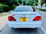 A picture of TOYOTA CROWN PRICE 11 9Million Cc 2490 Low Mileage Mwanza