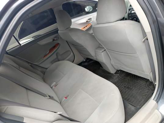 A picture of Corolla 010 XLE full options American spec tokunbo standard 11