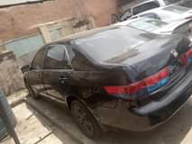 A picture of 2004 Honda Accord Neat body and interior Engine Gear AC