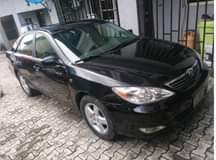 A picture of 2004 Toyota Camry XLE