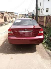 A picture of Toyota Camry 03
