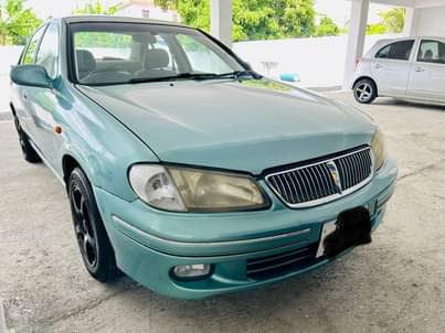 used nissan sunny