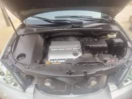 A picture of Rx 330 2005 Buy and cruise 6 5m Agent commission