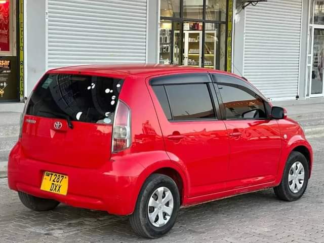 A picture of Toyota passo
