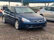A picture of Honda Accord 2004 Model