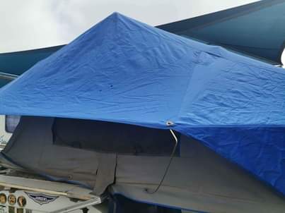 Caravan /.