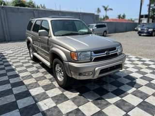 A picture of 2001 Toyota Surf