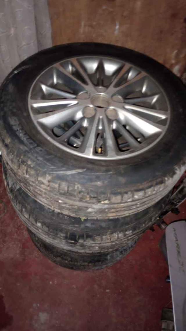 saloon cars