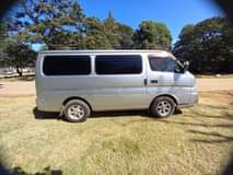 used nissan caravan
