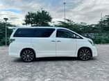 A picture of TOYOTA VELLFIRE ON SALE