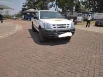 isuzu kb300