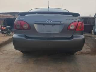 A picture of Toyota Corolla 04