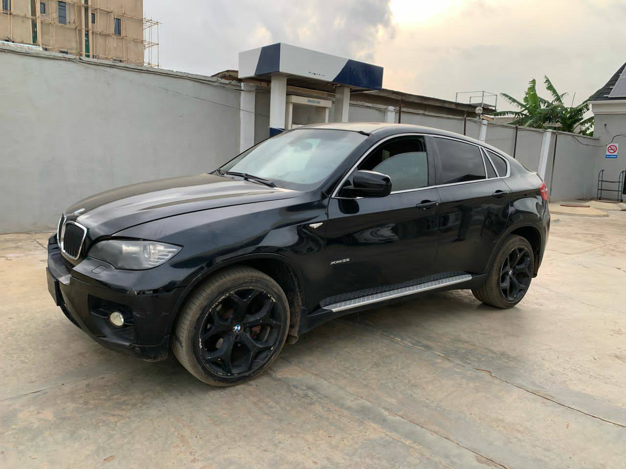 A picture of BMW X6 2009 MODEL