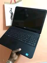 A picture of Nauza Dell laptop RAM 4 HDD 500 core i3 processor