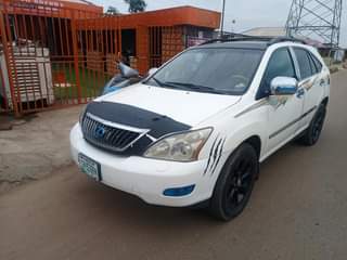 A picture of First body 2008 LEXUS RX350