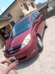 A picture of 07 Toyota sienna 7 months use first body